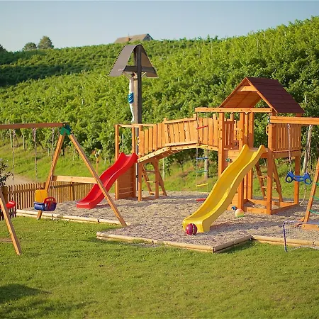 Tourist Farm Lovrec Jirsovci